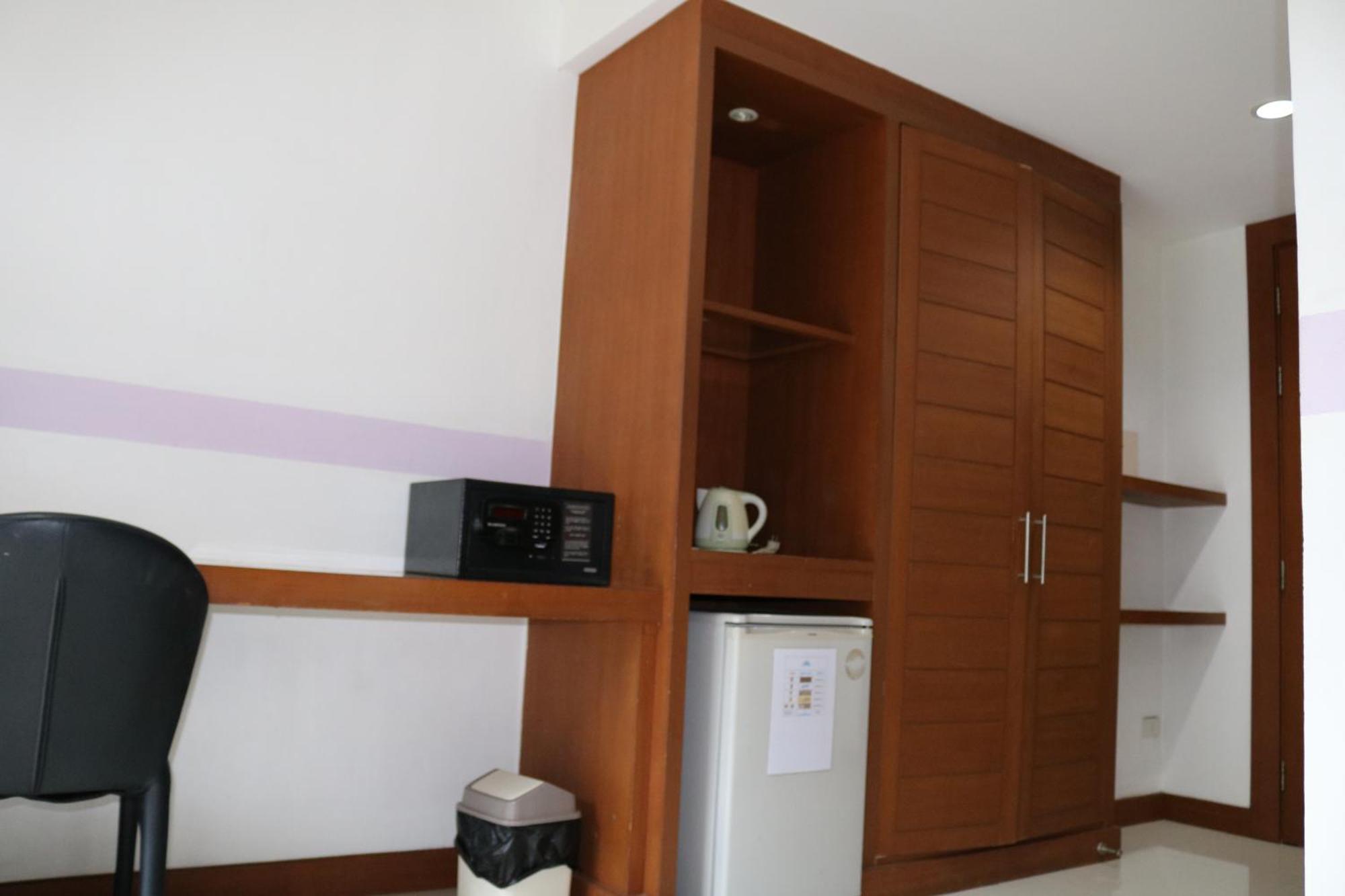 Diamond Crown Hotel Patong Екстериор снимка