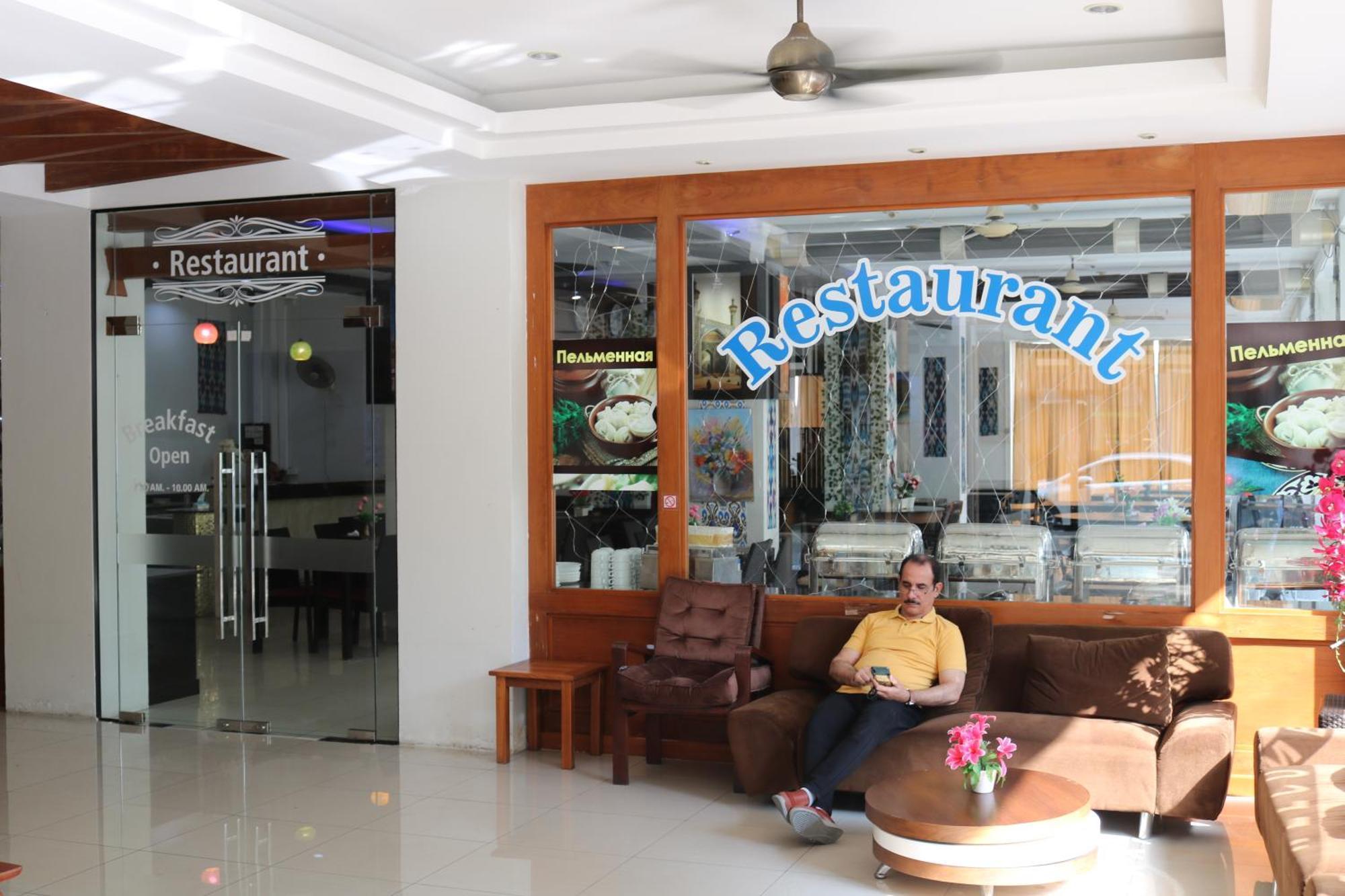Diamond Crown Hotel Patong Екстериор снимка
