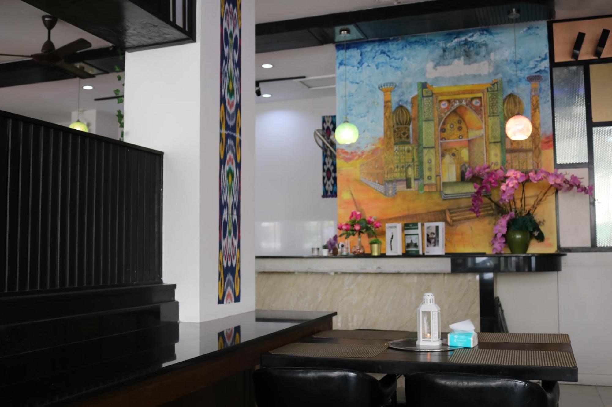 Diamond Crown Hotel Patong Екстериор снимка